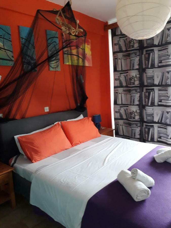 Art Benitses Apartment *