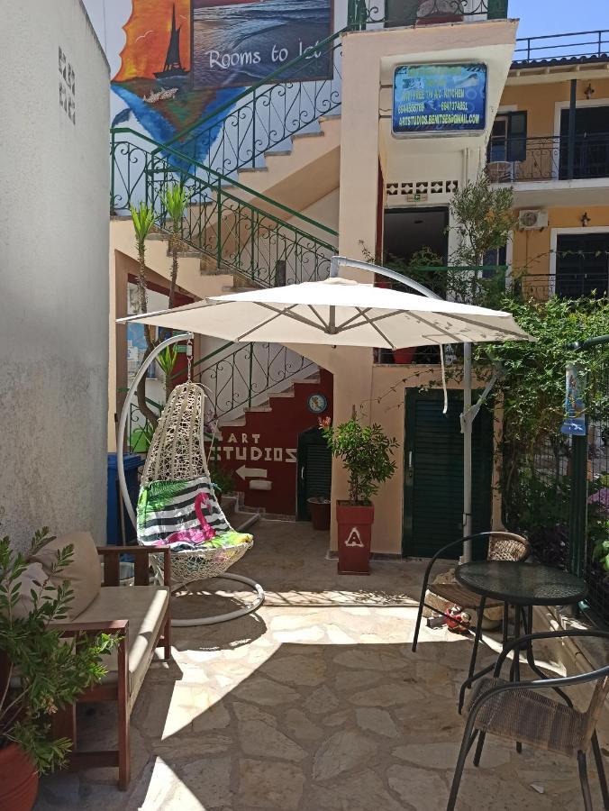 Art Benitses Benitses (Corfu)