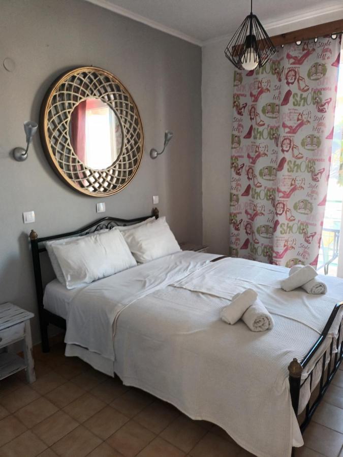Apartament Art Benitses *