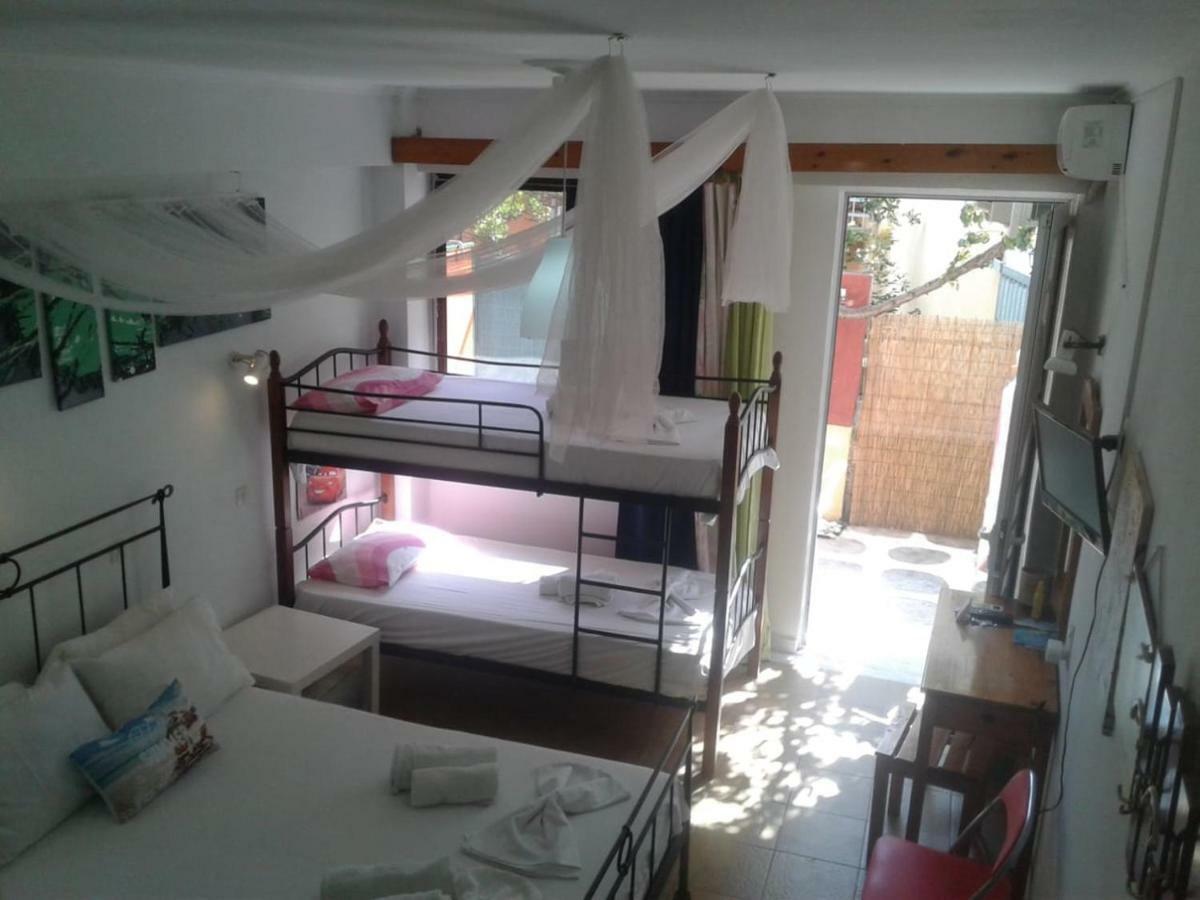 Apartament Art Benitses